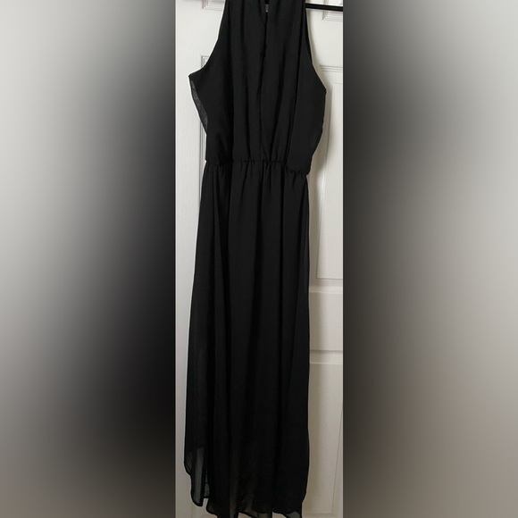 Xhilaration Hi Lo Halter Dress-Size Large With Key hold in front and back - Picture 7 of 12